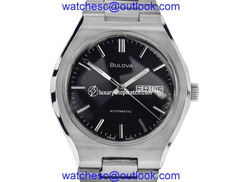 Bulova Day Date Jumbo Automatic Stainless Steel Swiss Mens Watch 1970s Bulova Automatic