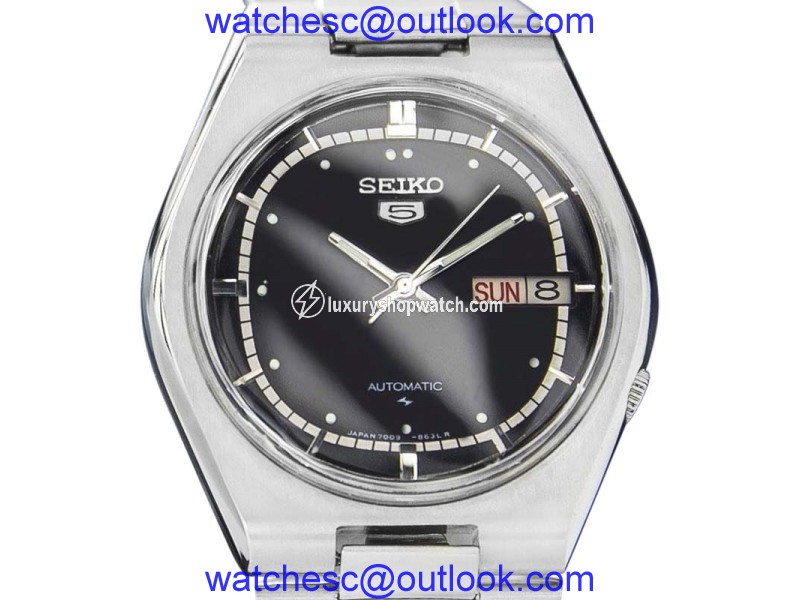 Seiko 5 Stainless Steel Black Dial Automatic 37mm Mens Watch 1970s Seiko