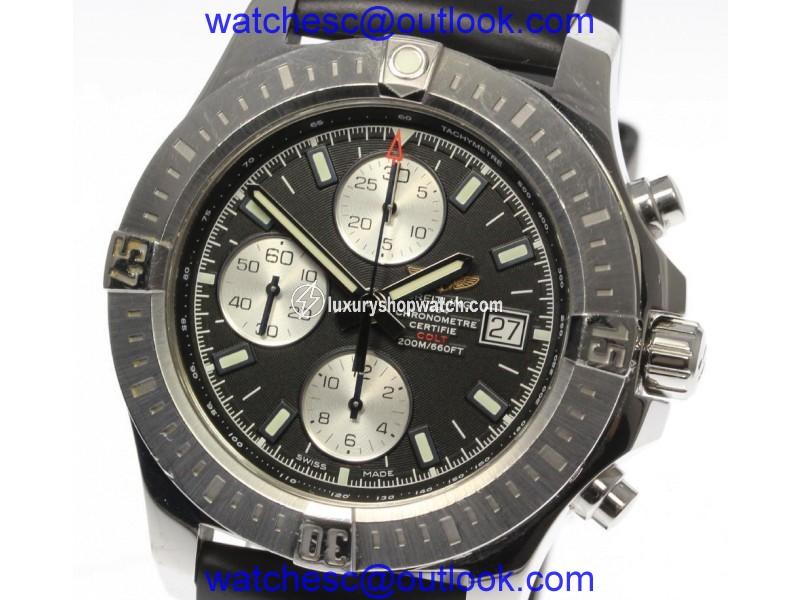 Breitling Colt A13388 / BD83 Stainless Steel / Rubber Automatic 44mm Mens Watch Breitling