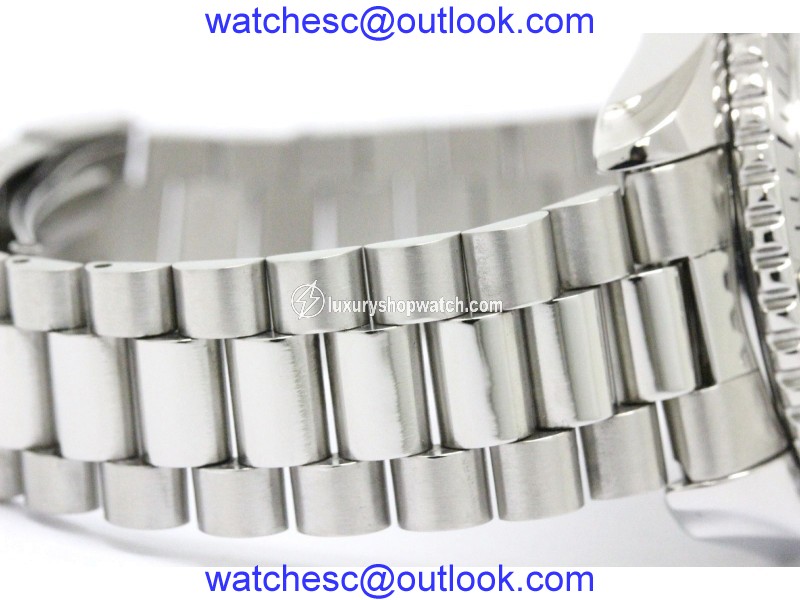 Breitling Shark Stainless Steel 41mm Watch Breitling