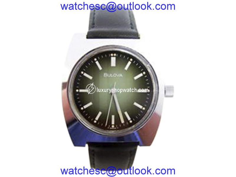 Bulova Chrome Plated & Leather Band Vintage 34mm Mens Watch Year 1976 BULOVA