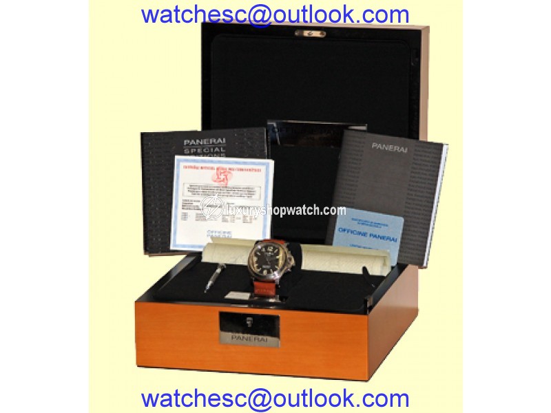 Panerai PAM 29 "Luminor GMT" Stainless Steel Strapwatch Panerai