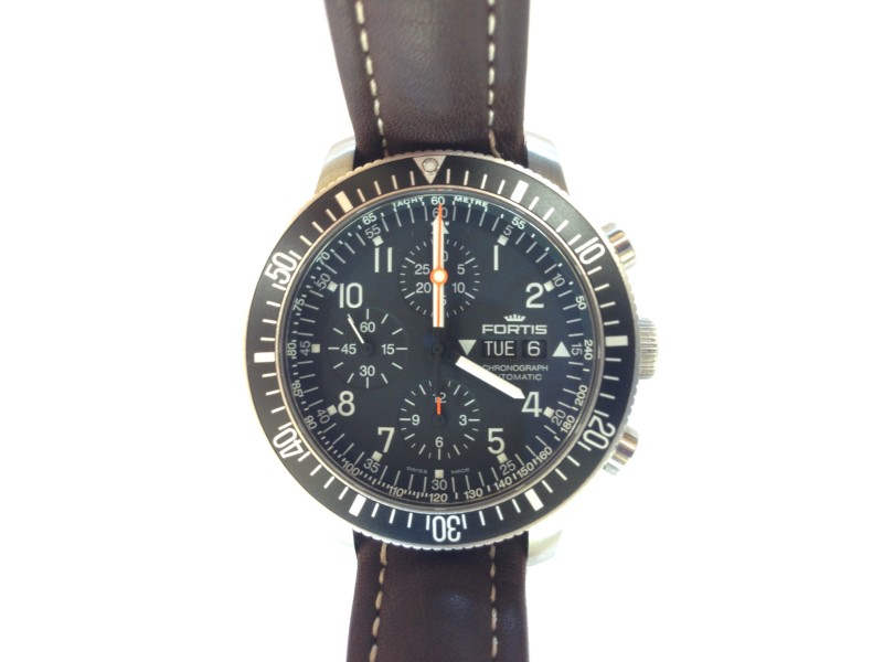 Fortis B-42 Cosmonauts 638.10.141.3 Stainless Steel 42mm Mens Watch Fortis