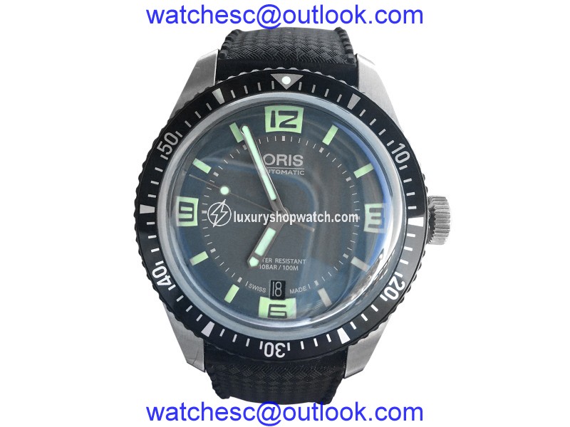 Oris Diver Sixty Five Stainless Steel and Black Rubber 40mm Watch Oris